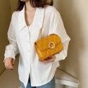 Autumn and winter  new solid color women's autumn and winter new Korean versatile One Shoulder Messenger fashion Lingge chain bag
