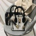 Europe and the United States fashion  new Python pattern platinum bag magazine the same color contrast color matching cross arm handbag fashion bag
