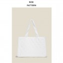  winter niche new corduroy puff Large Tote Bag embroidered Lingge sewing single shoulder underarm bag 