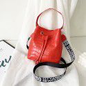 Cross border consignment stone bucket shoulder bag  summer new Korean personalized printing diagonal women's zero wallet 